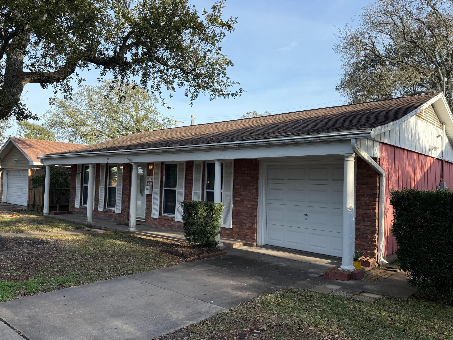 7 Maple Lane