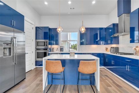 Photo of 808 Fisher St #A, Houston, TX 77018 (MLS # 67556120)