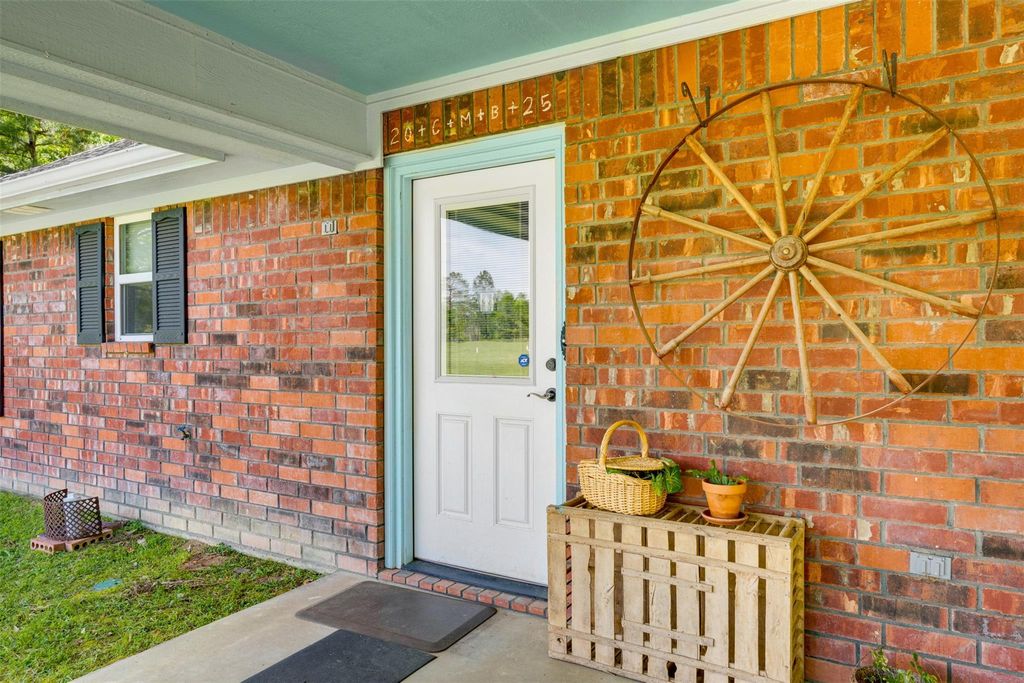 Photo of 5755 An County Road 153, Palestine, TX 75801 (MLS # 86711684)