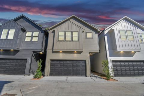 Photo of 9016 Laverne Laurel Lane, Houston, TX 77080 (MLS # 85404037)