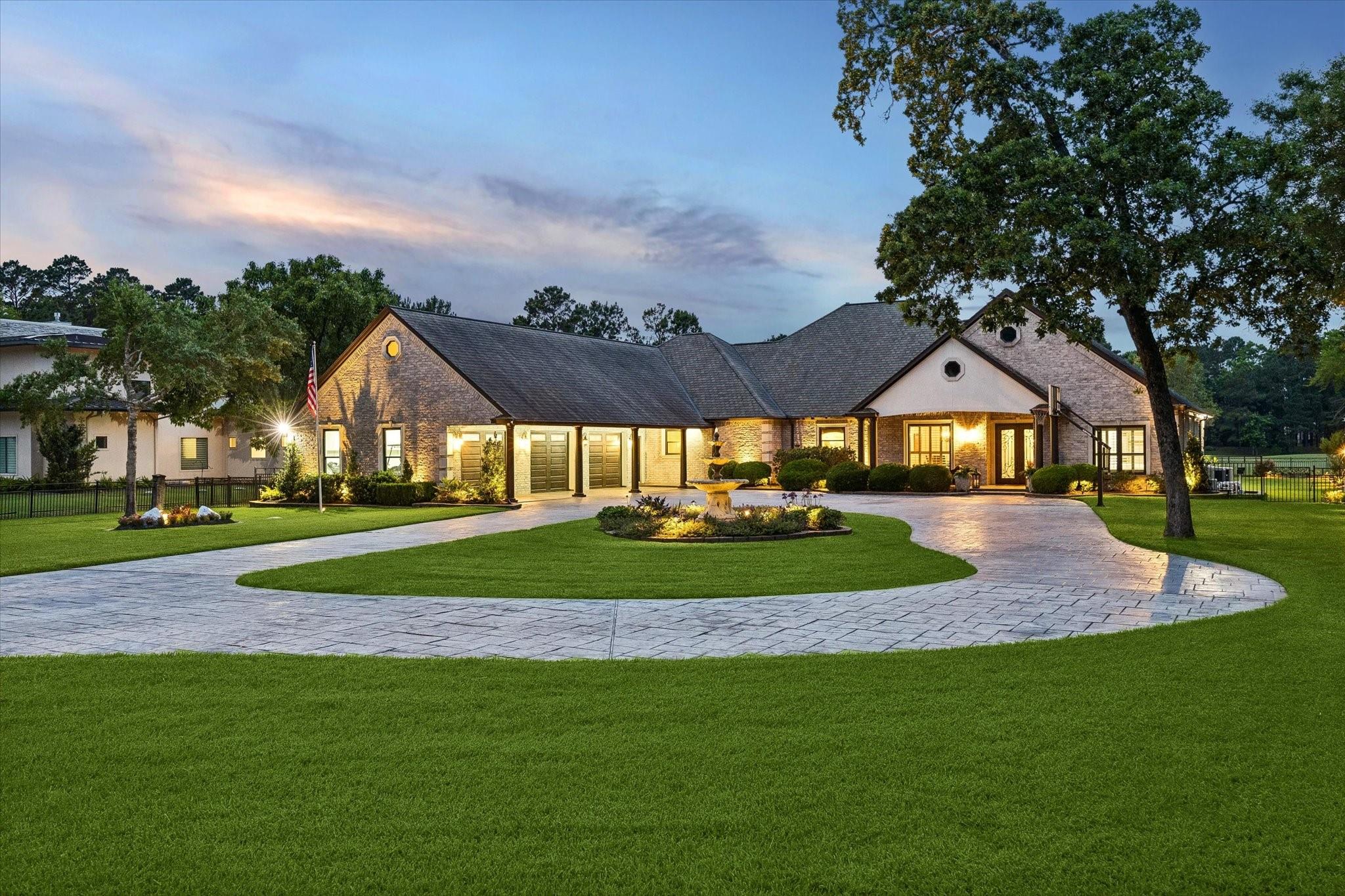 9426 Deer Path Lane