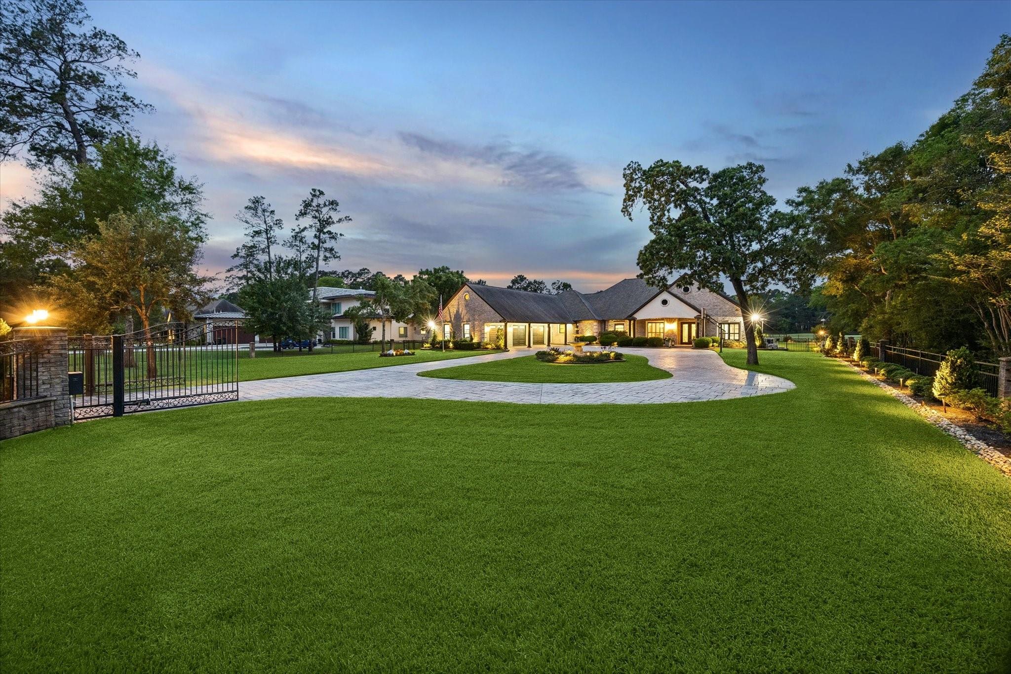 9426 Deer Path Lane