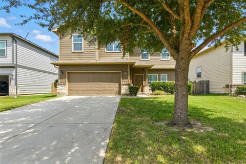 Photo of 3219 This Way, Kingwood, TX 77339 (MLS # 75850263)