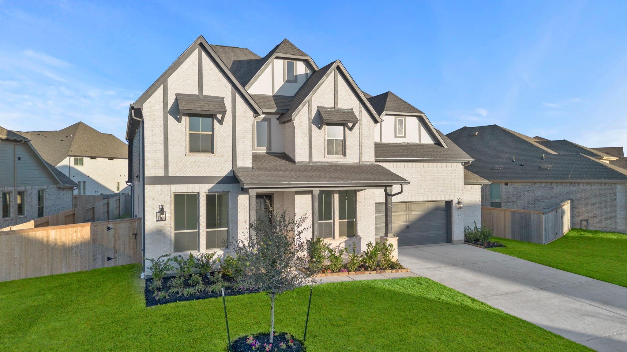 4818 Caspian Wave Drive