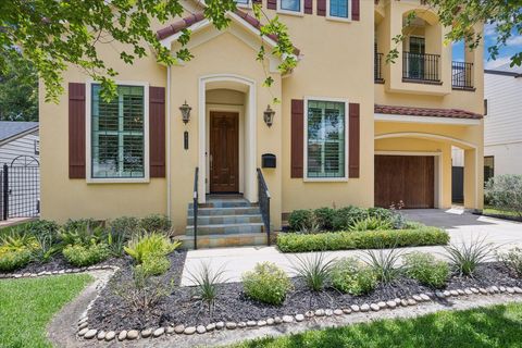 Photo of 4915 Evergreen Street, Bellaire, TX 77401 (MLS # 44899941)