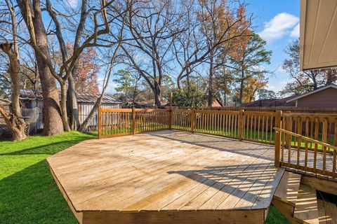 Tiny photo for 9214 Woodland Oaks Drive, Houston, TX 77040 (MLS # 93296971)