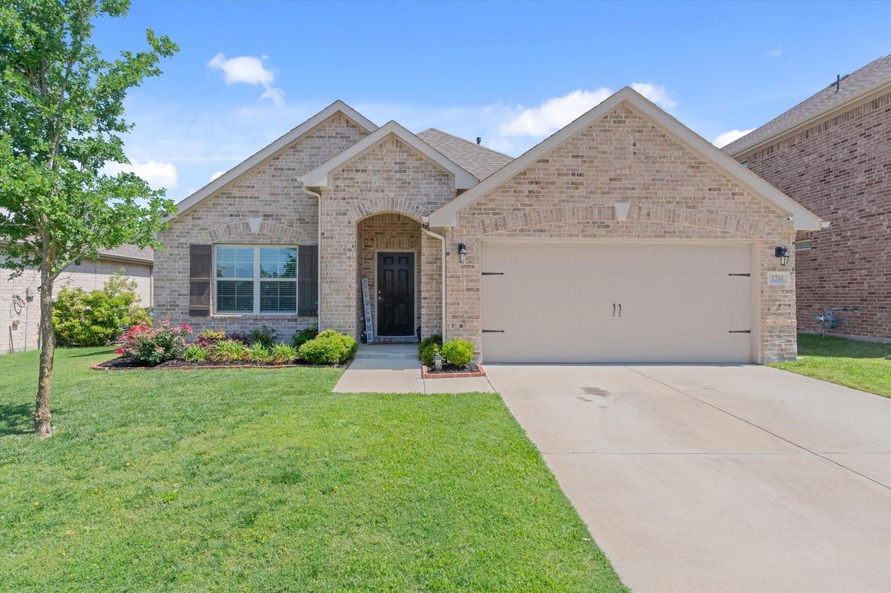 Photo 1 of 39 of 1284 Binfield Drive