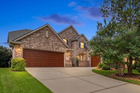 Photo of 15 Verdin Place, The Woodlands, TX 77389 (MLS # 19317147)