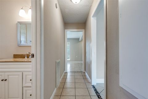 Tiny photo for 14907 Nuwood Lane, Houston, TX 77053 (MLS # 89580154)