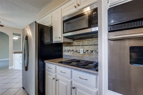 Tiny photo for 14907 Nuwood Lane, Houston, TX 77053 (MLS # 89580154)