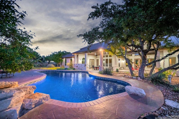 1941 CANYON CURV, SPRING BRANCH, TX 78070 - Image 379a40ade8b1e8ecb61fee2e0b6feb8d/2941681950