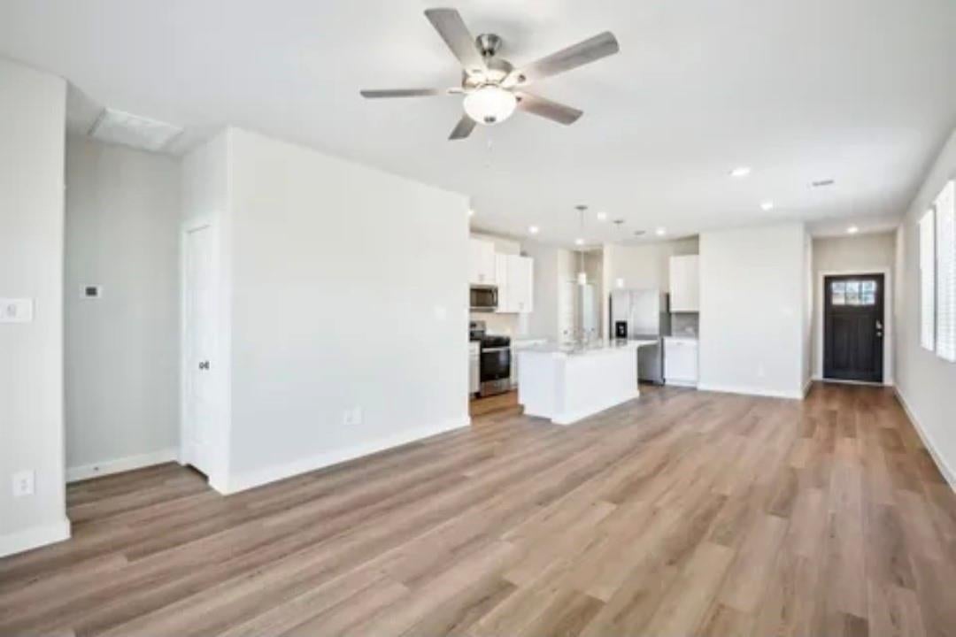 9450 Herons Preserve