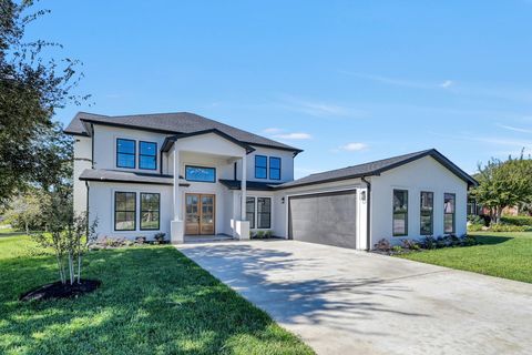 Photo of 49 Winterhaven Lane, Montgomery, TX 77357 (MLS # 52984250)