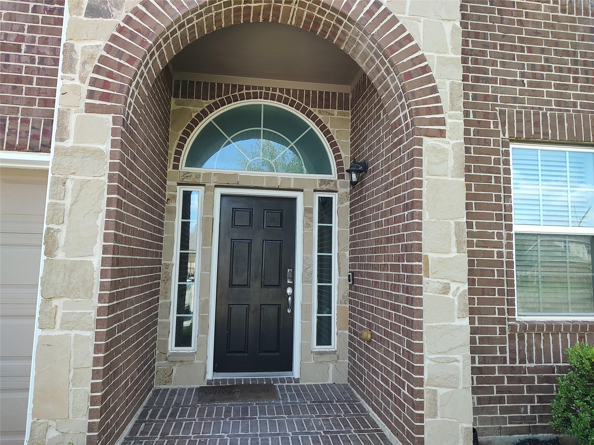 4002 Longwood Drive