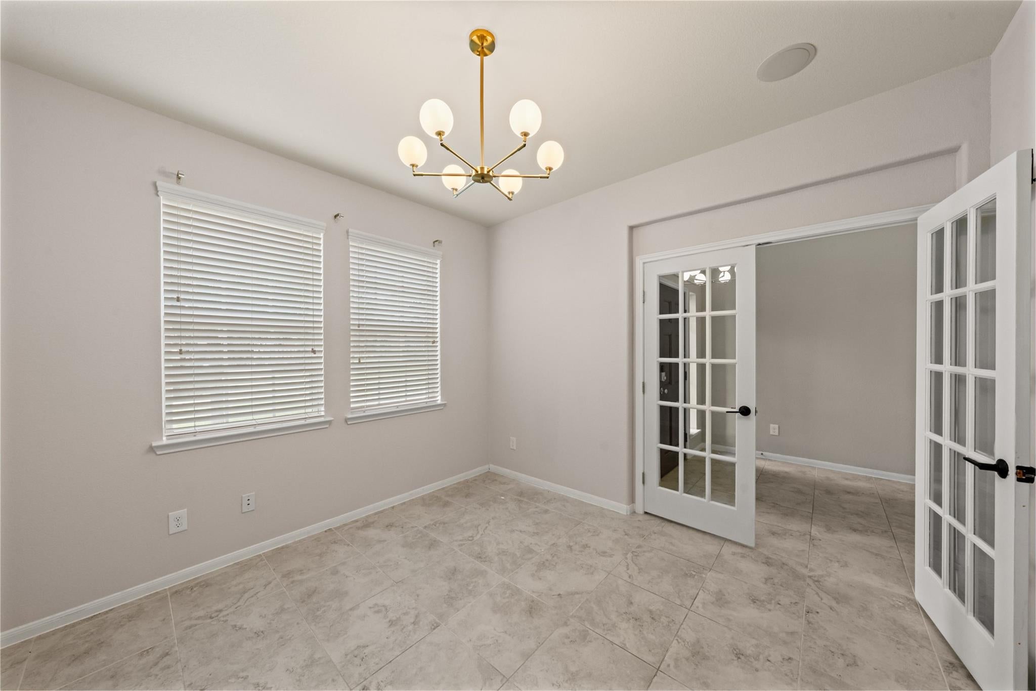 4002 Longwood Drive