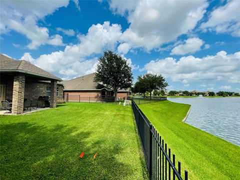 Photo of 25915 S Lakefair Drive, Richmond, TX 77406 (MLS # 75041678)