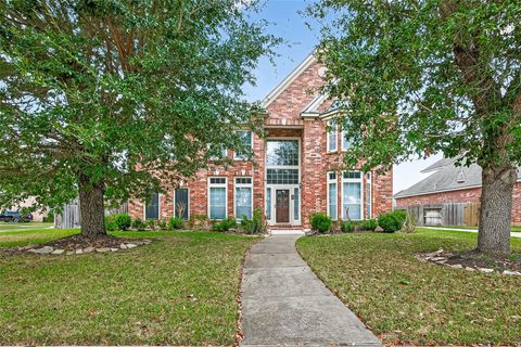 Photo of 5907 Indian Hills Lane, Sugar Land, TX 77479 (MLS # 90401498)