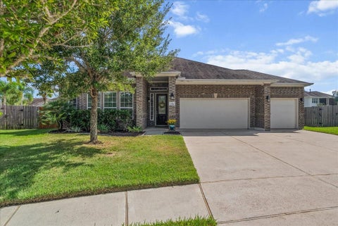 Photo of 2314 Tobarra Lane, League City, TX 77573 (MLS # 74938394)