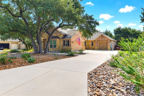 Photo of 30228 Setterfeld Circle, Fair Oaks Ranch, TX 78015 (MLS # 83947793)