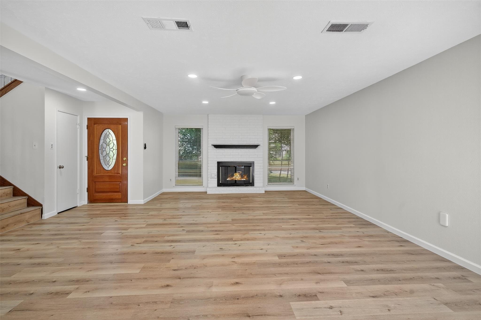 3810 Glenwood Springs Dr