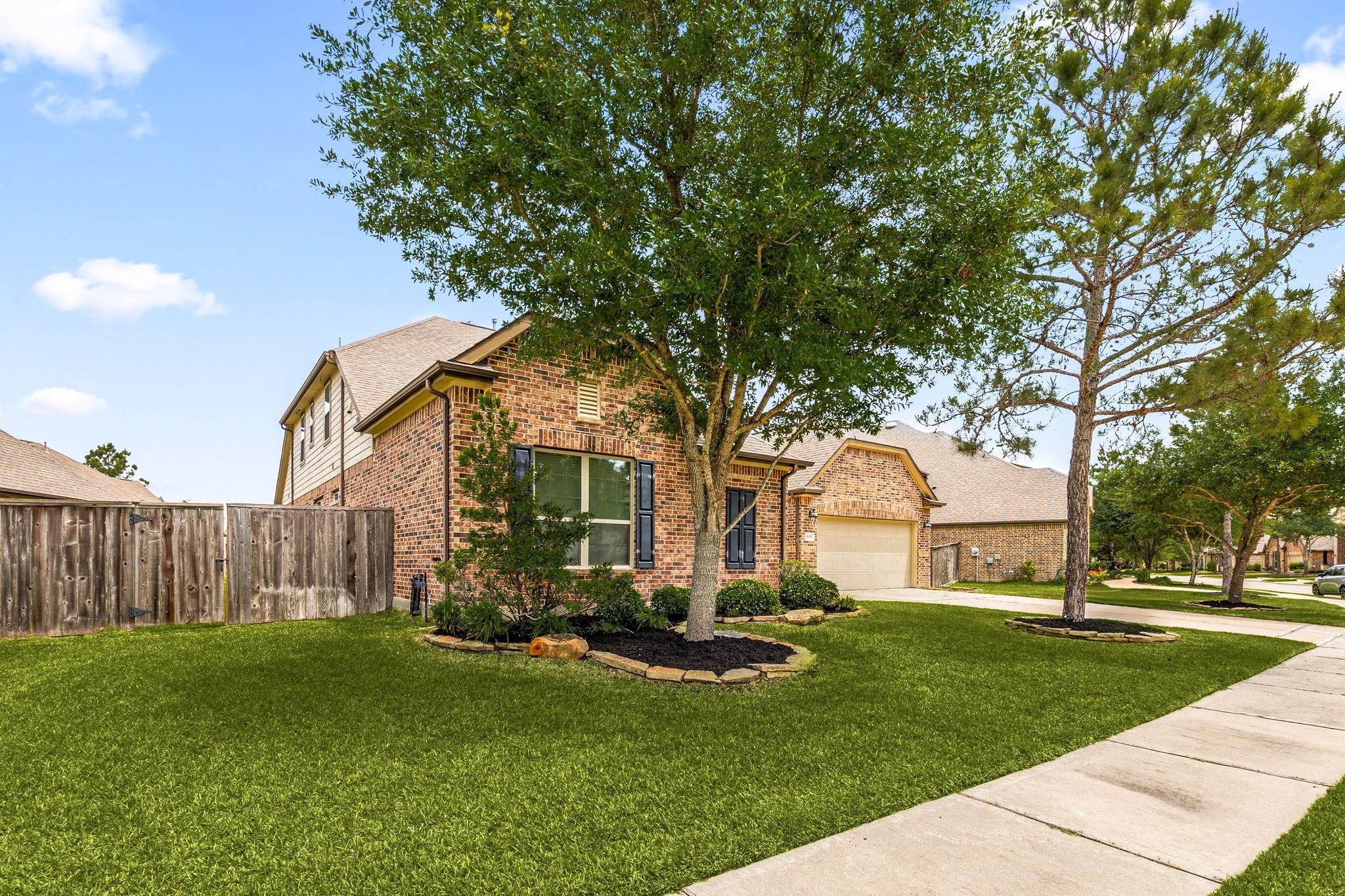 9338 Taylor Cliff Lane