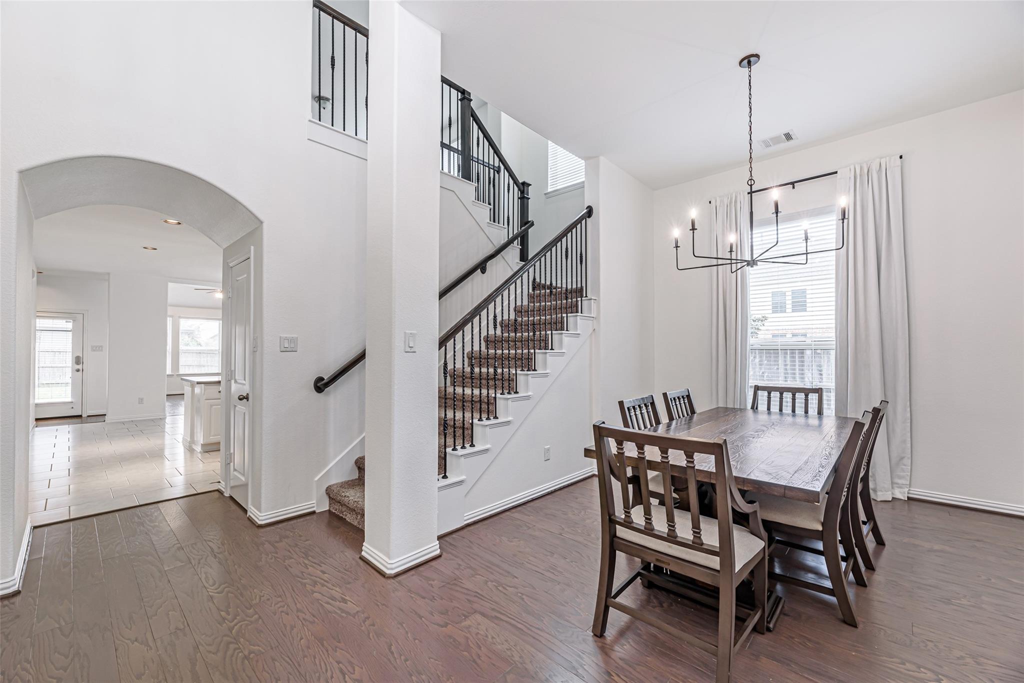 23635 Kingston Ridge Way