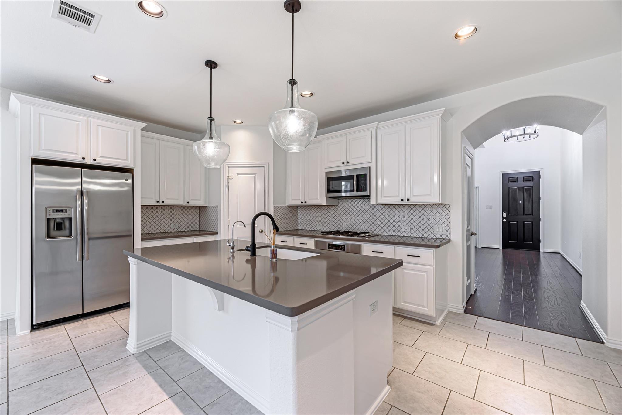 23635 Kingston Ridge Way