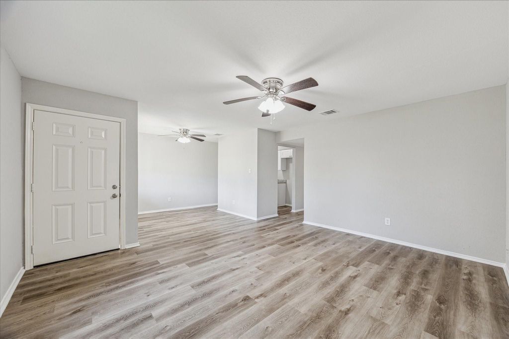 Photo of 6022 Meadowbrook Drive, Hitchcock, TX 77563 (MLS # 65497480)