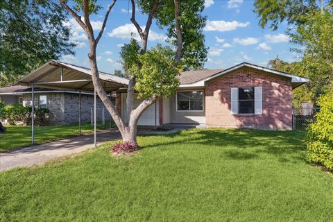 Photo of 6022 Meadowbrook Drive, Hitchcock, TX 77563 (MLS # 65497480)