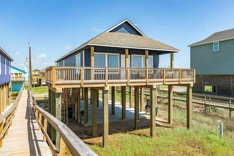 Photo of 4835 Bluewater Drive, Surfside Beach, TX 77541 (MLS # 29978287)