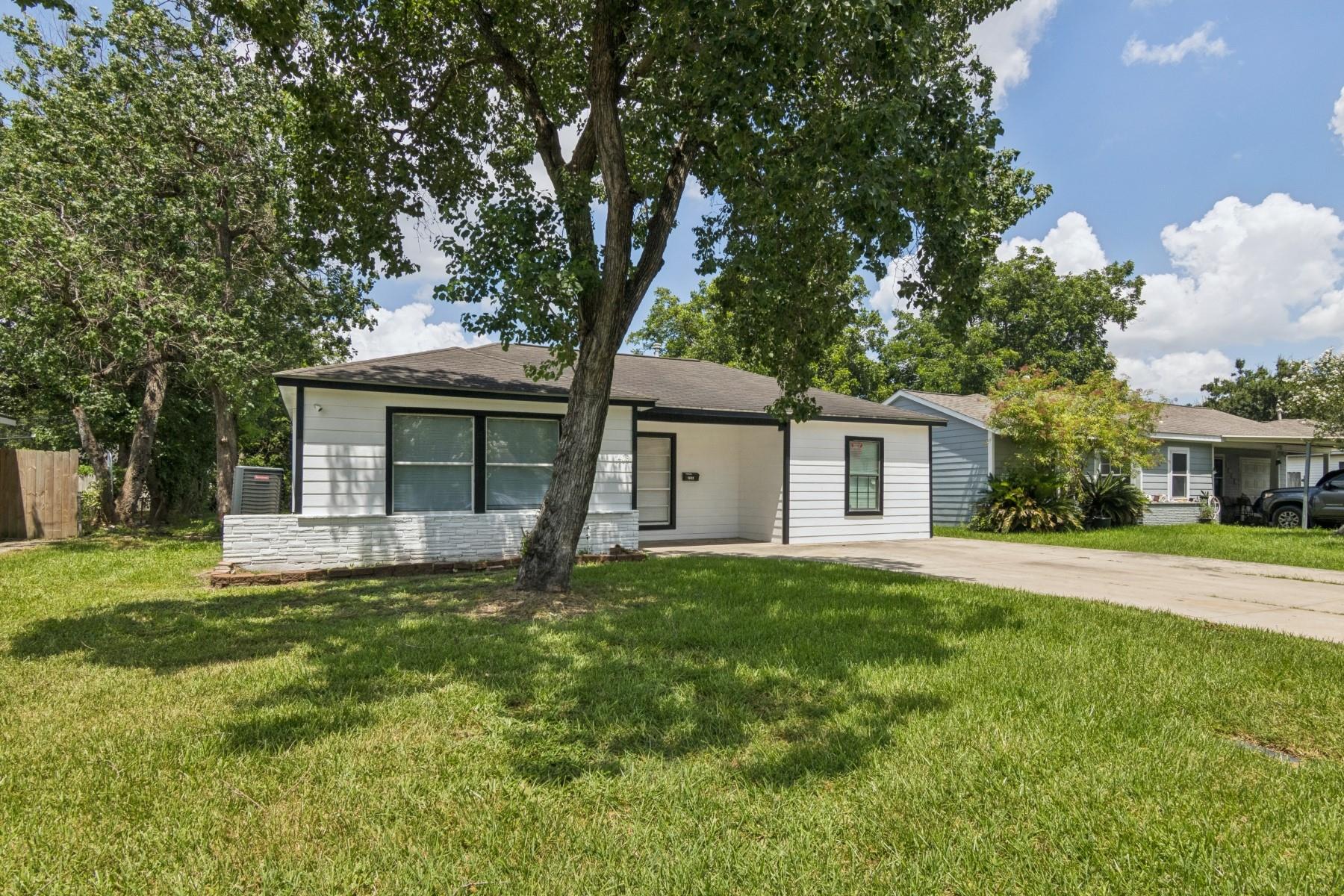 1408 Scarborough Lane