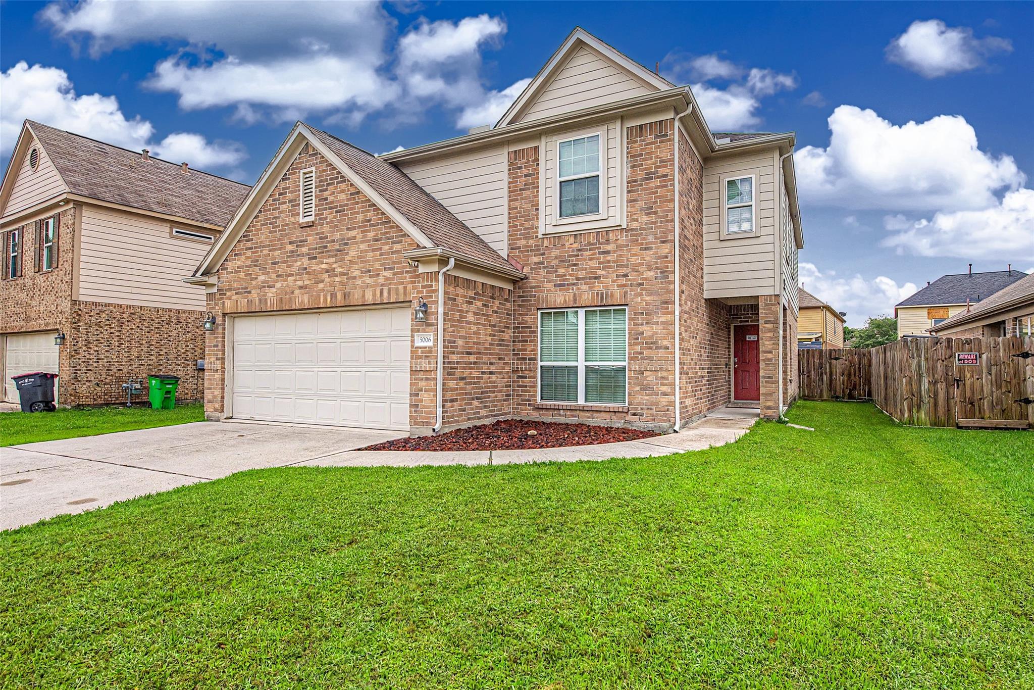 5006 Forest Hurst Glen