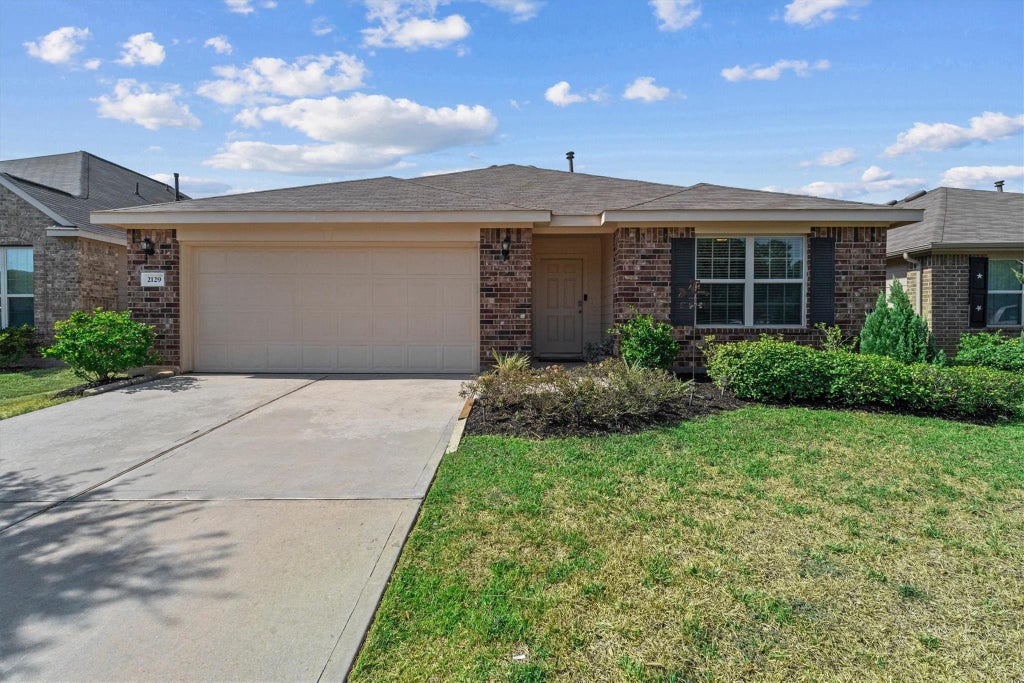 Photo of 2129 Cedar Way Drive, Conroe, TX 77301 (MLS # 2365576)
