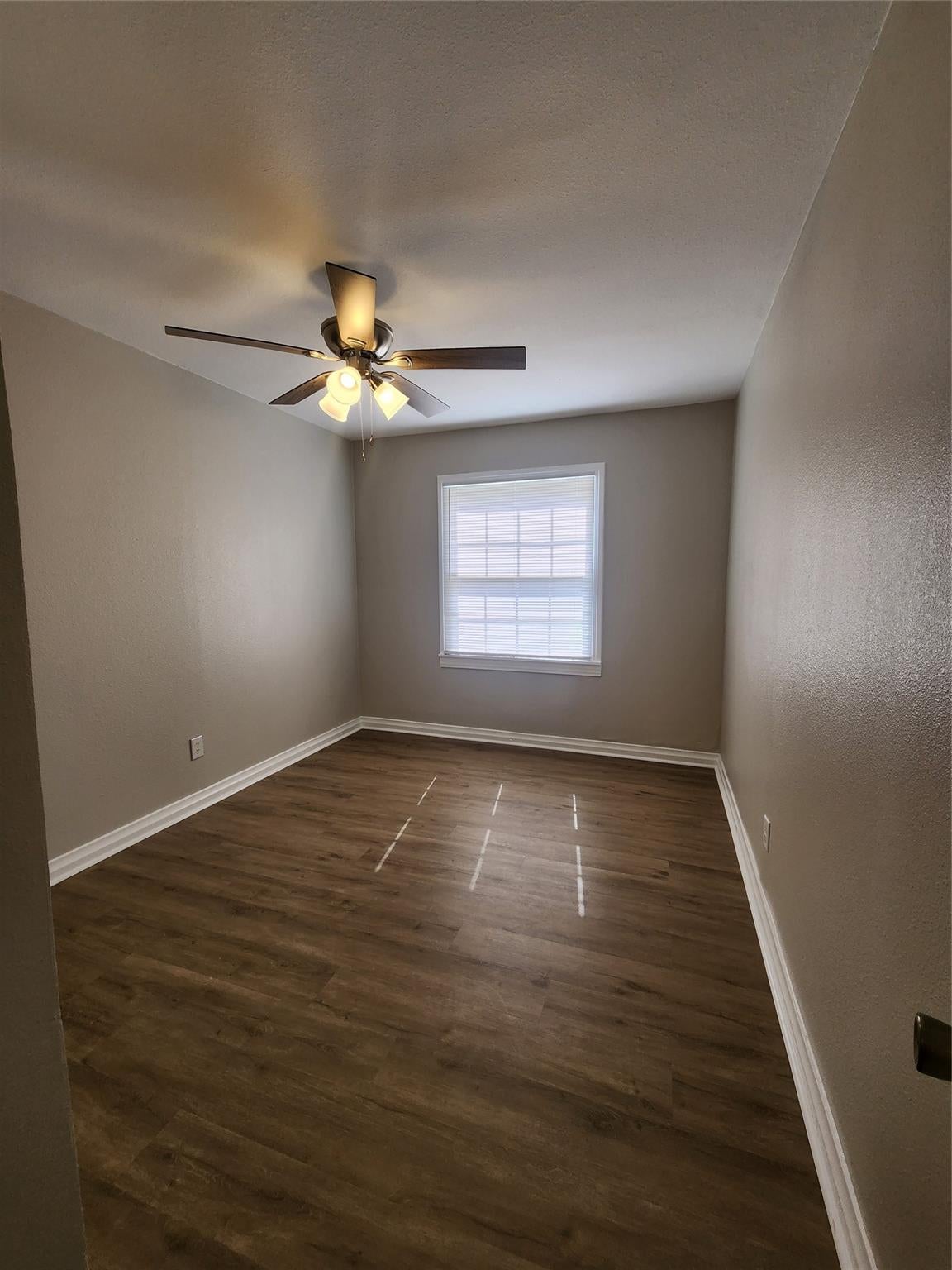 138 W Marion