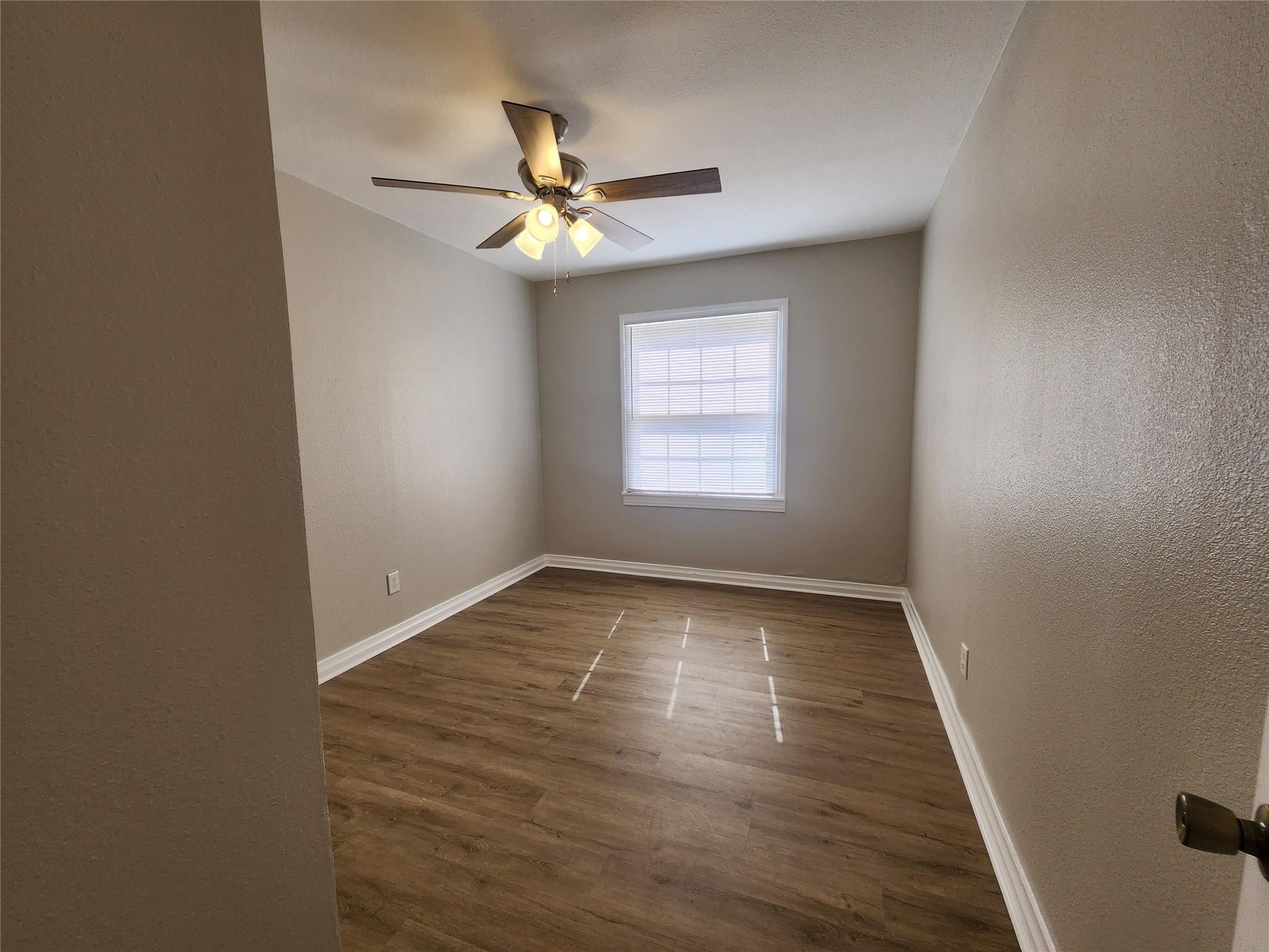 138 W Marion