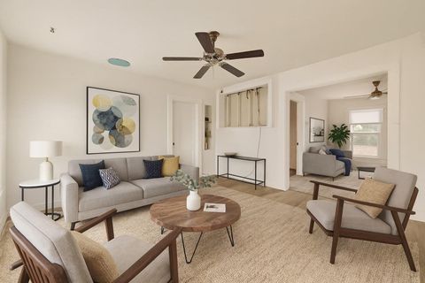 Photo of 415 Pearl Street, Baytown, TX 77520 (MLS # 4312294)