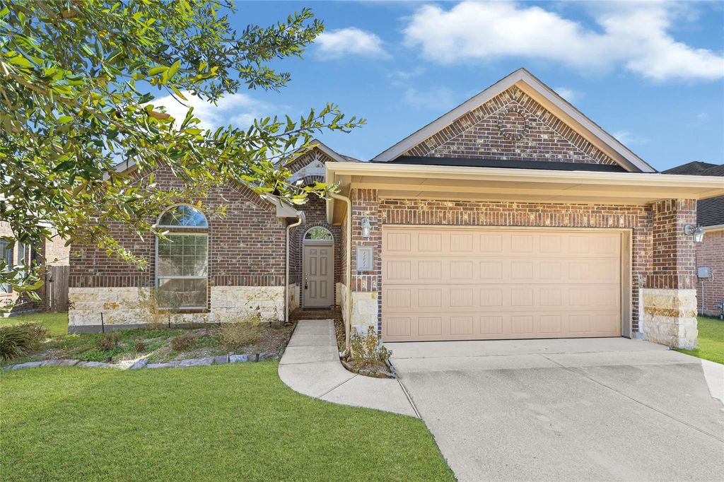 Photo of 11011 Gallant Flag Drive, Tomball, TX 77375 (MLS # 20797543)