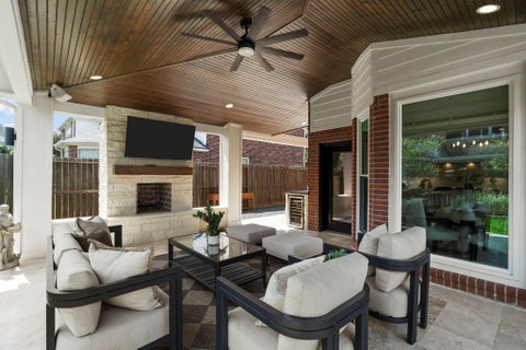 Photo of 1807 Shoreline Drive, Missouri City, TX 77459 (MLS # 21090830)