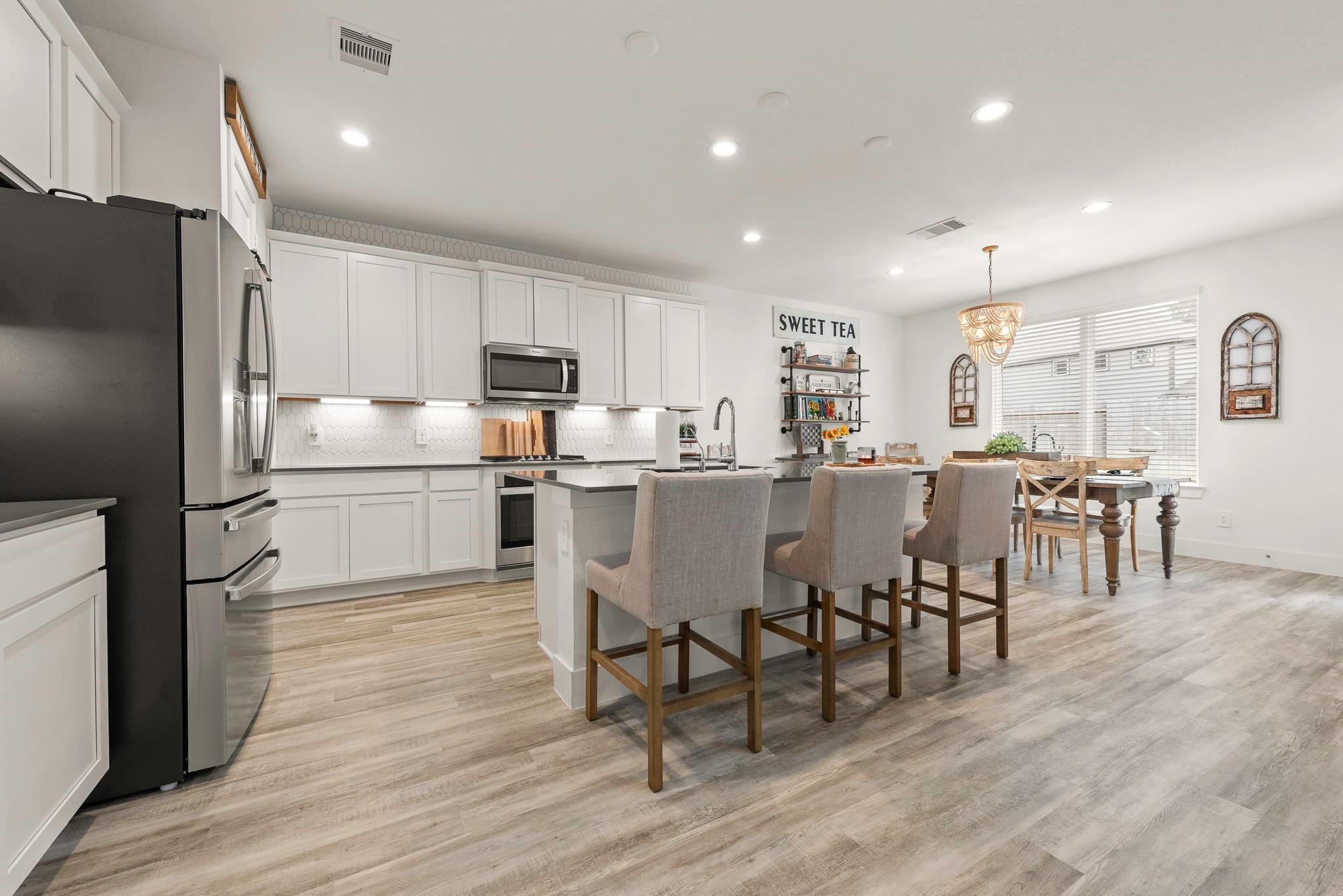 10009 Gray Jay Court