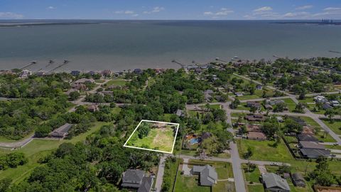 Photo of 508 Donaldson Street, La Porte, TX 77571 (MLS # 69007062)