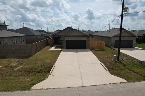 Photo of 31 Road 5102b, Cleveland, TX 77327 (MLS # 27005052)