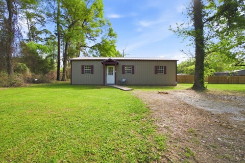 Homes For Sale - 161 Seminole Circle<br/> Polk County, Onalaska, TX 77360