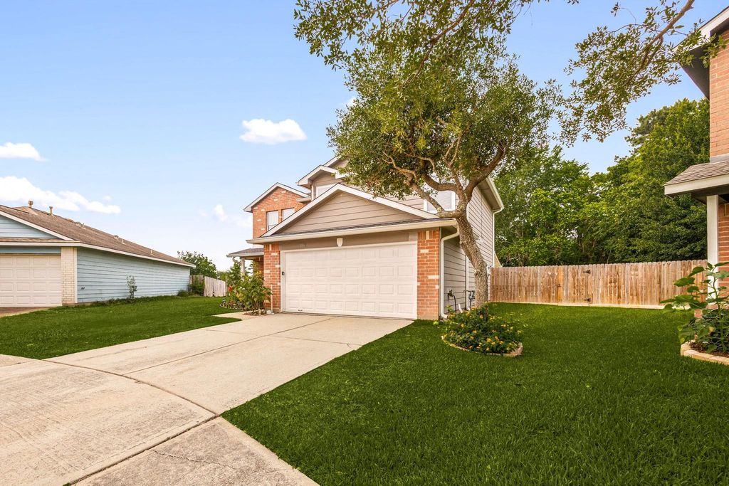 Photo of 1930 Emerald Pathway Drive, Spring, TX 77388 (MLS # 78007059)