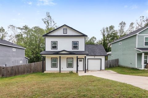 Photo of 14986 Bonham Lane, Willis, TX 77378 (MLS # 94421511)