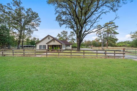 Photo of 1629 Us Highway 190 #A, Huntsville, TX 77340 (MLS # 6236759)