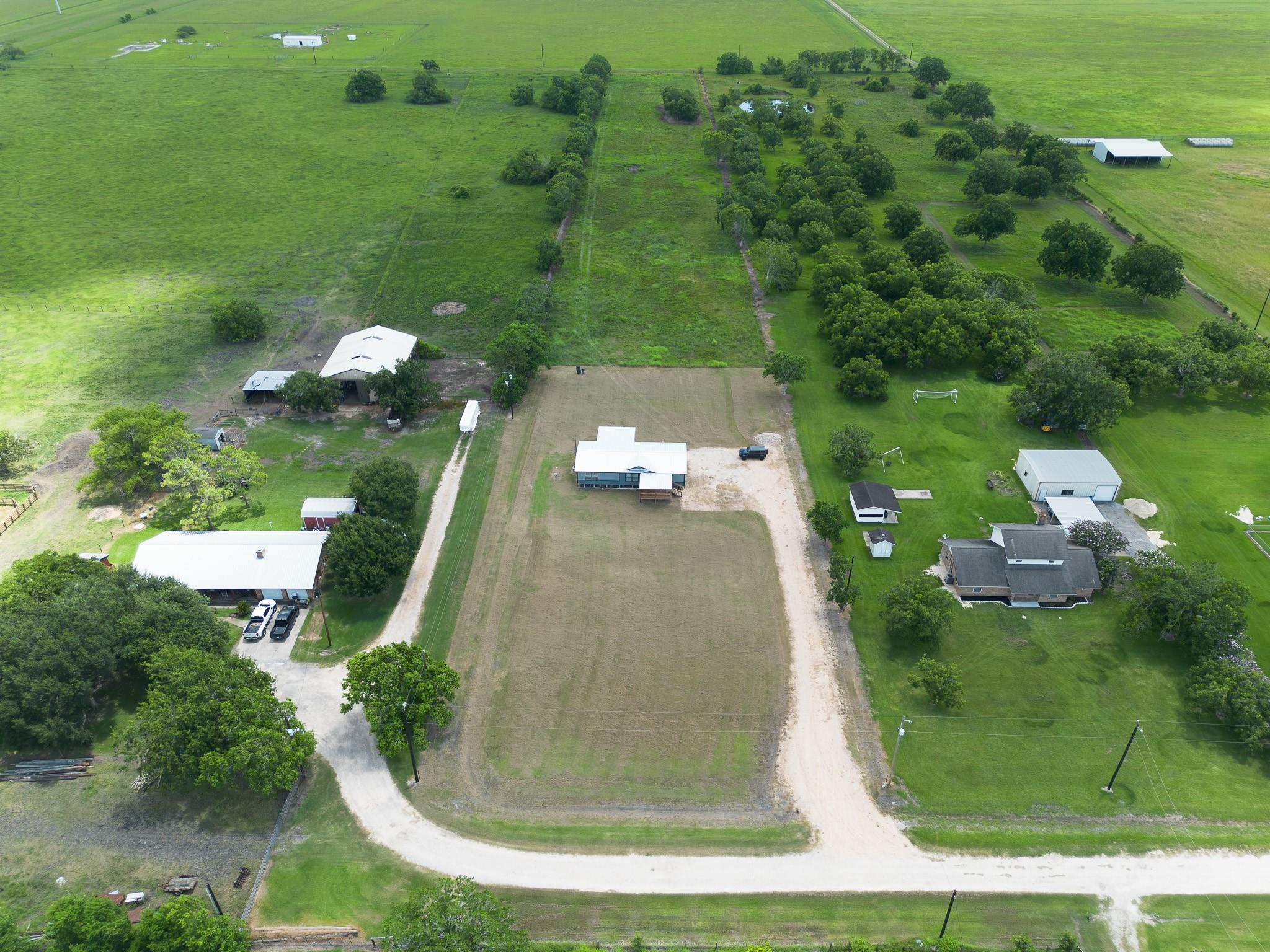 882 County Road 404