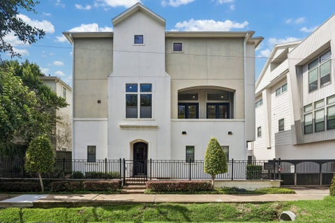 Photo of 5718 Kansas Street #D, Houston, TX 77007 (MLS # 47613067)