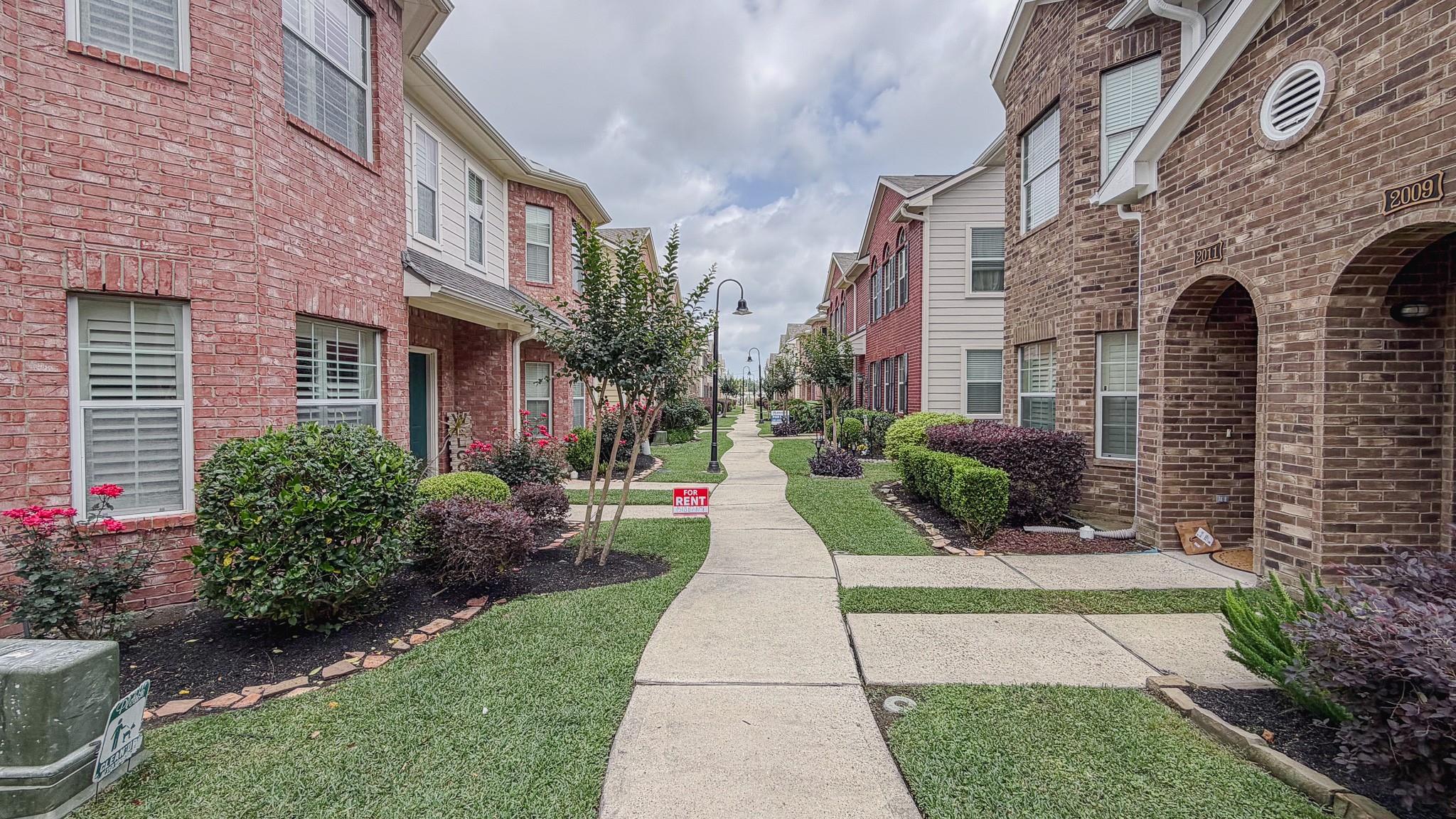 1909 Kemah Village Drive