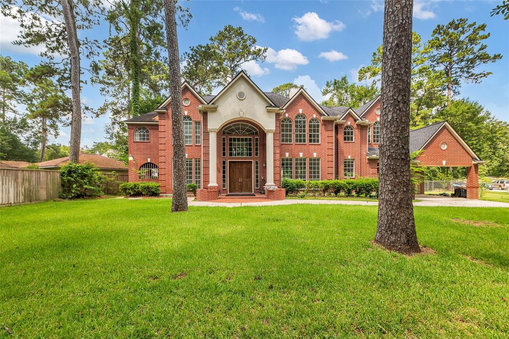 Photo of 15511 Oaklawn Park Drive, Houston, TX 77069 (MLS # 24625757)