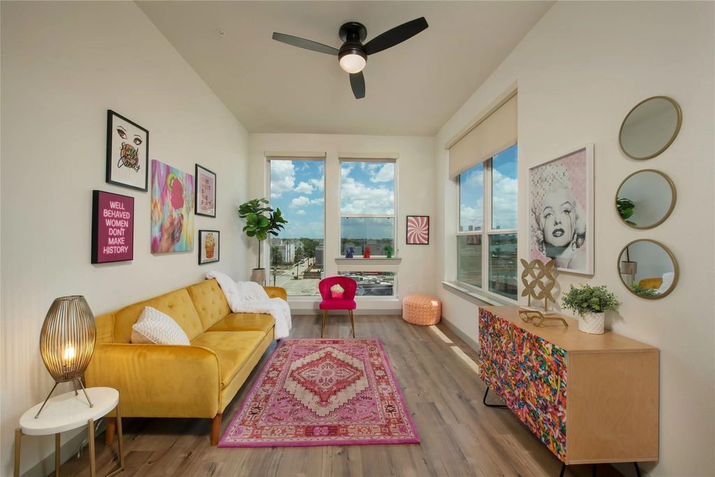 Photo of 1107 Shepherd Drive #529, Houston, TX 77007 (MLS # 91206215)